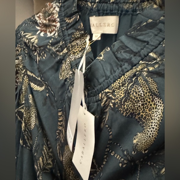 Portobello Mock Neck Silk Top (Color - Cheetah) - Picture 5 of 6